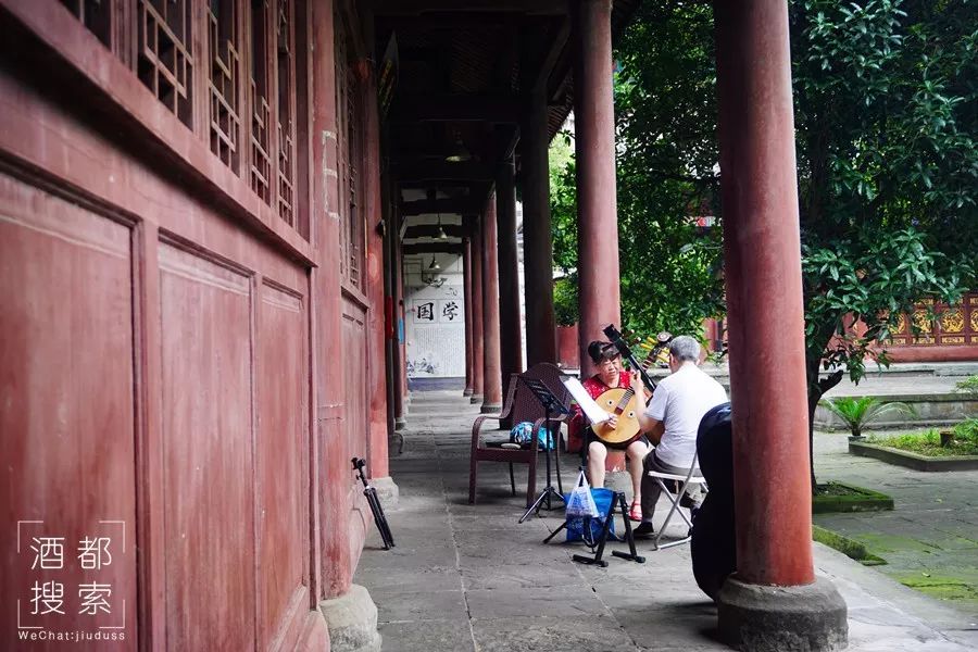 四川烧烤古镇,成都老街烧烤