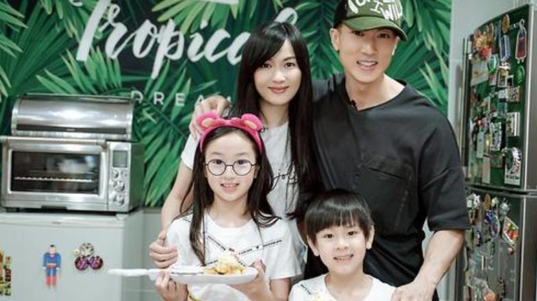 携手十多年恩爱夫妻集锦,恩爱多年明星夫妻