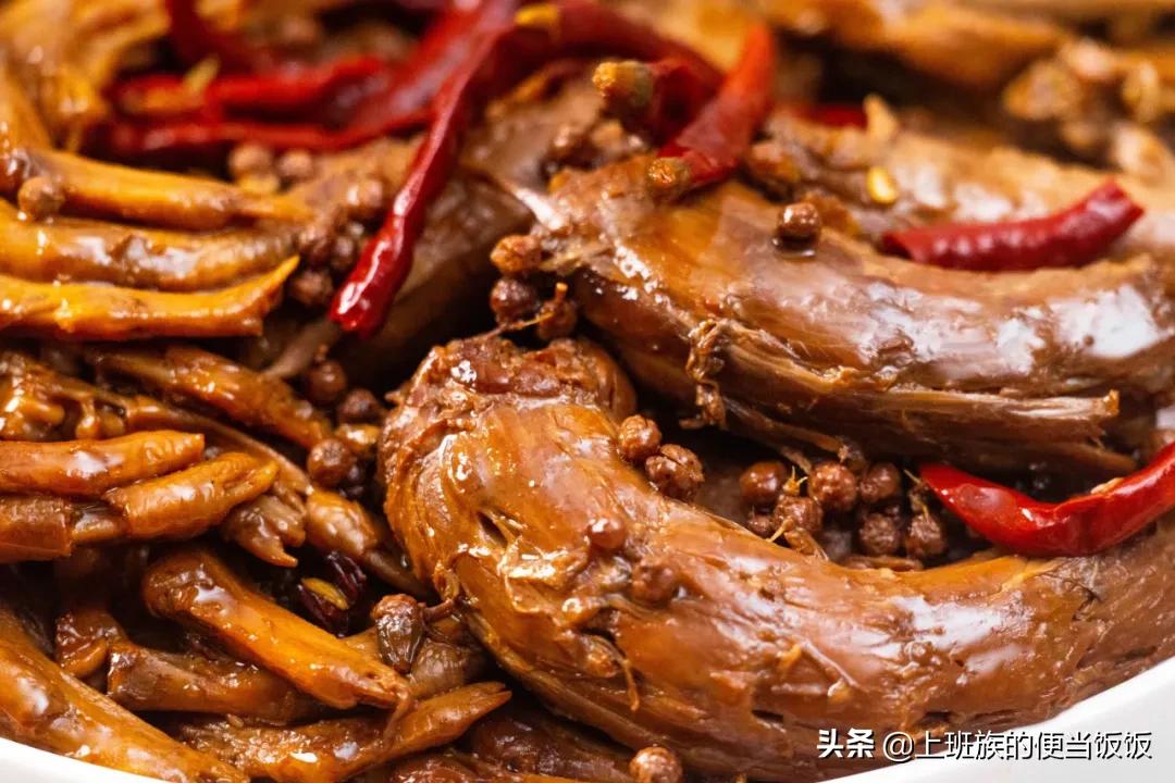 秘制周黑鸭卤味配方,周黑鸭卤味配方教学