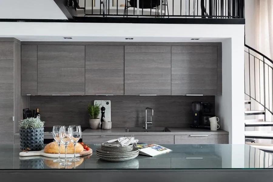 46个平方住六口人,46人住三人间和双人间客房