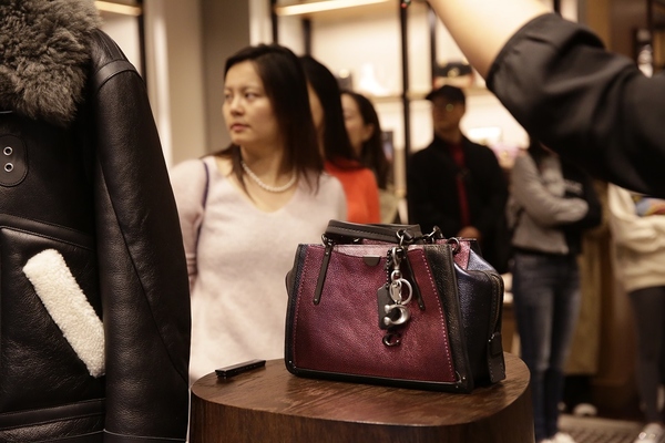 从门店运营细节看Coach成功转型“现代奢华”的奥妙