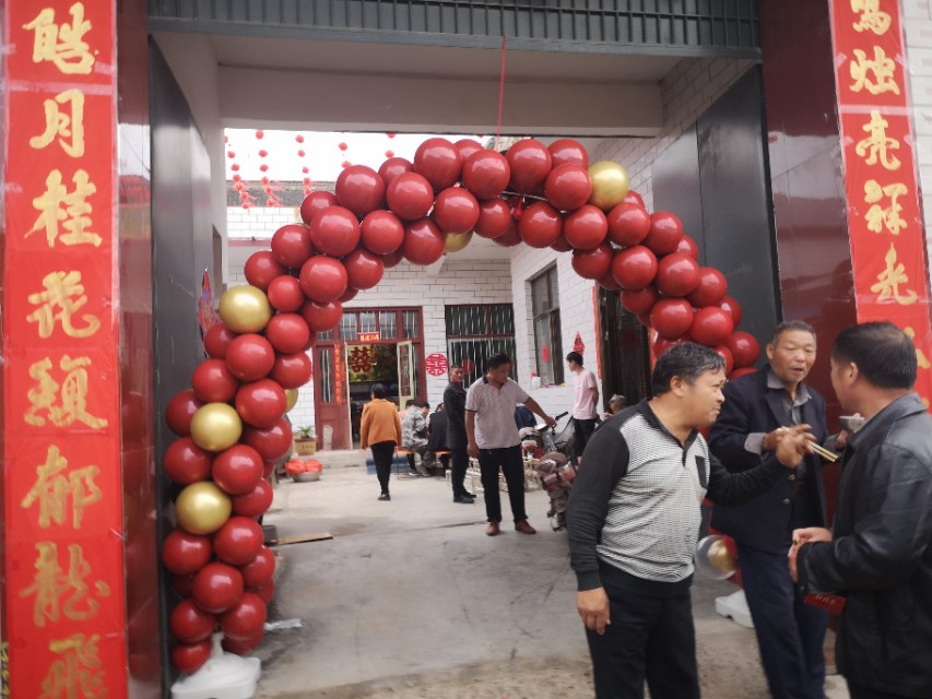 4块一包的红旗渠烟,红旗渠雪茄烟多少钱一包