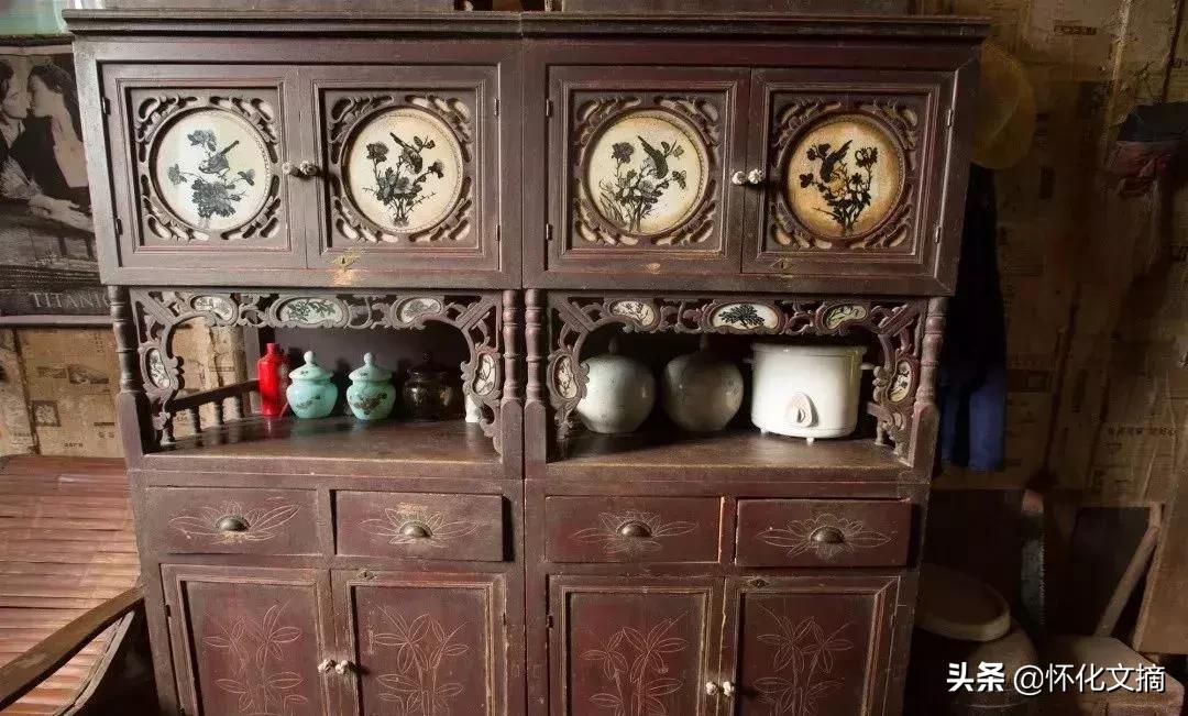 千年古苗寨老家寨全景,贵州千户苗寨农户家