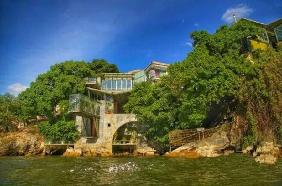 杨丽萍3千万海景豪宅参观门票高达128元，被整改后仍能赚钱