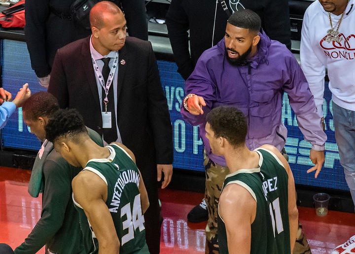 猛龙队史球员精彩视频,猛龙队夺冠drake