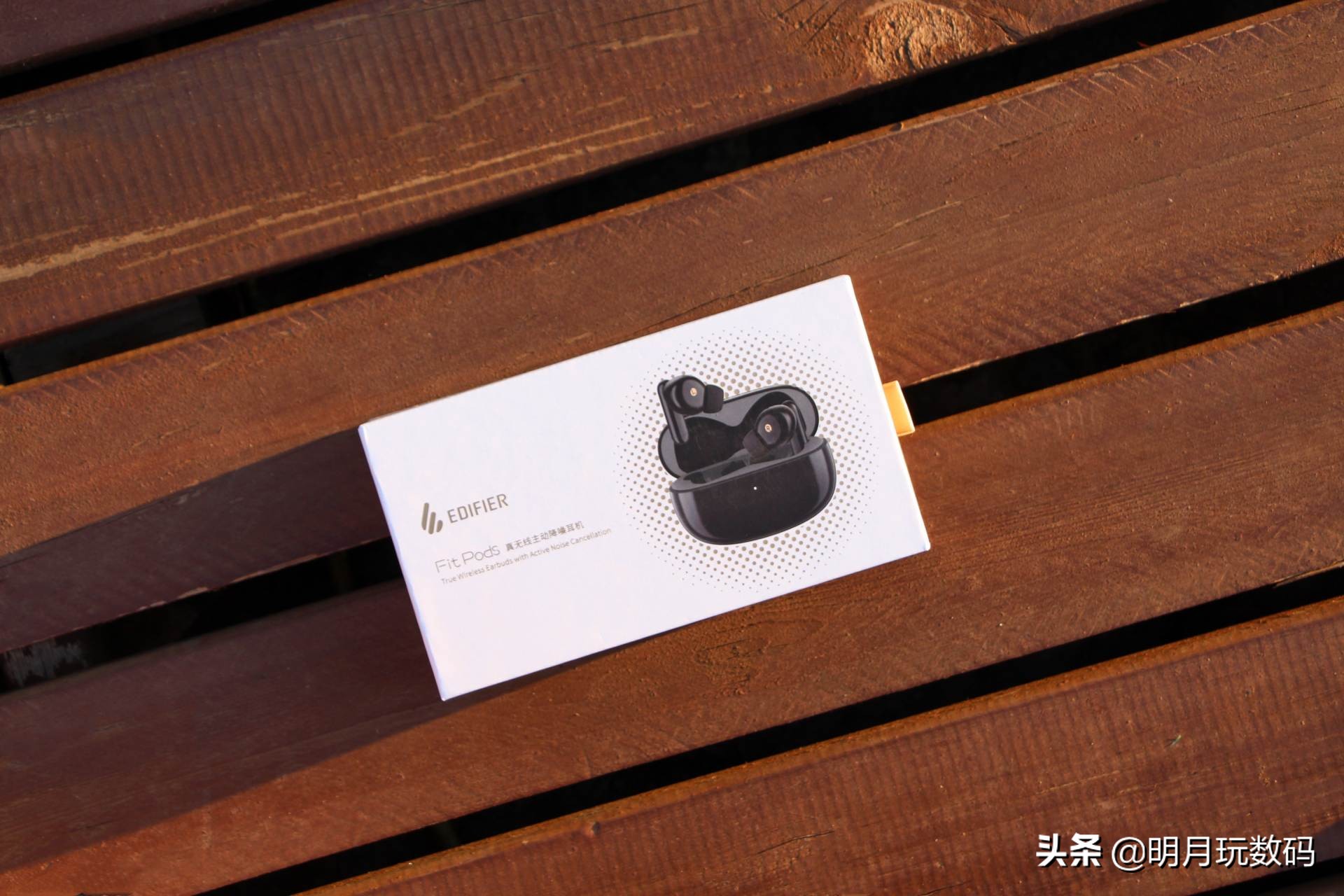 漫步者fitpods和beatsstudio,漫步者fitpods蓝牙耳机