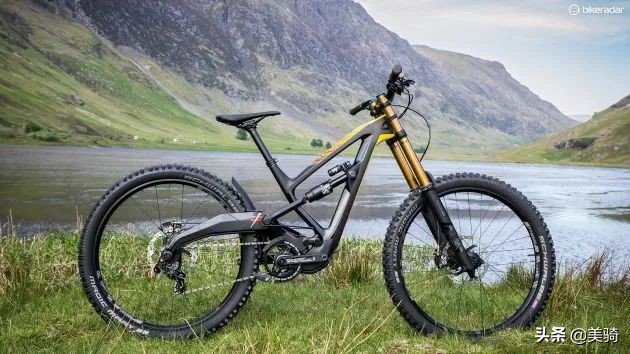 山地车的避震为什么那么硬,山地车有避震就可以为所欲为吗