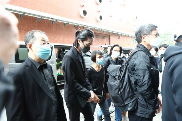 田启文透露取消对吴孟达的追思会,田启文宣布吴孟达去世