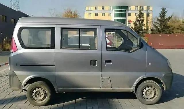 网上卖二手车的一般能赚多少钱,网上卖的二手车可靠吗