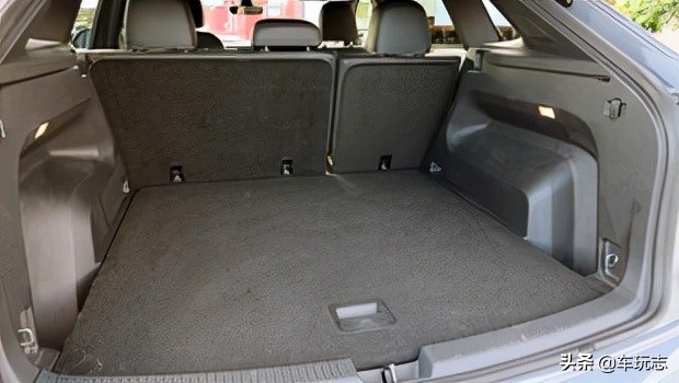 2021年美版大众途昂XAtlasCrossSport：倾斜的身形如何