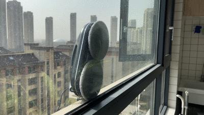 2000元的擦窗机器人,扫地机器人是智商税吗