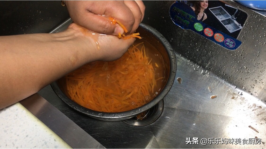 素饺子馅怎么调最好吃家常做法,素饺子什么馅好吃又简单做法