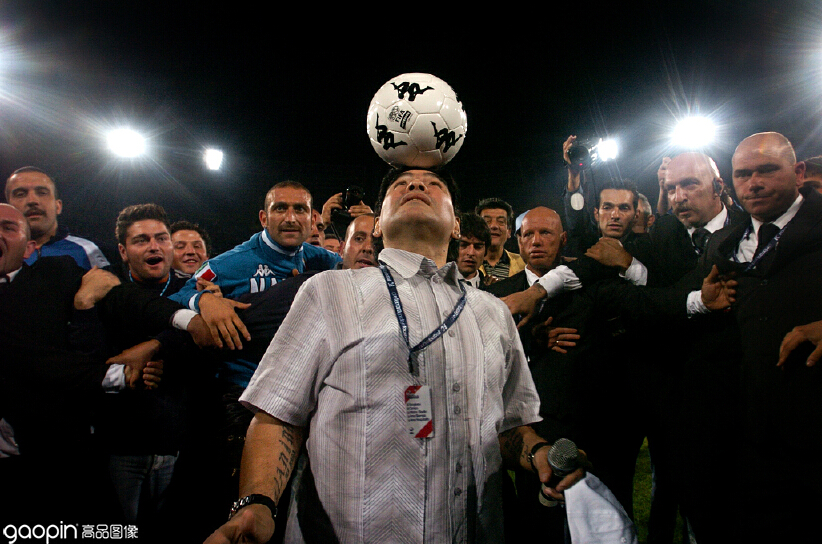 传奇球王贝利电影完结,足球传奇球王去世