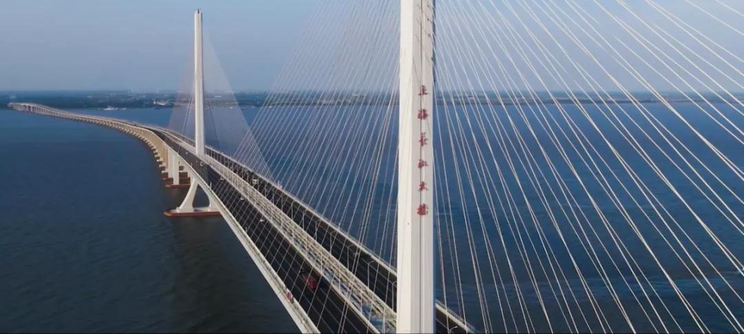 一座城，十六个区，4分20秒带你看航拍上海！