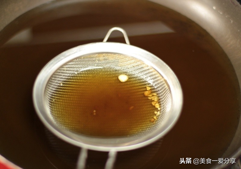 油炸剩油的妙招,油炸的油怎么变香油