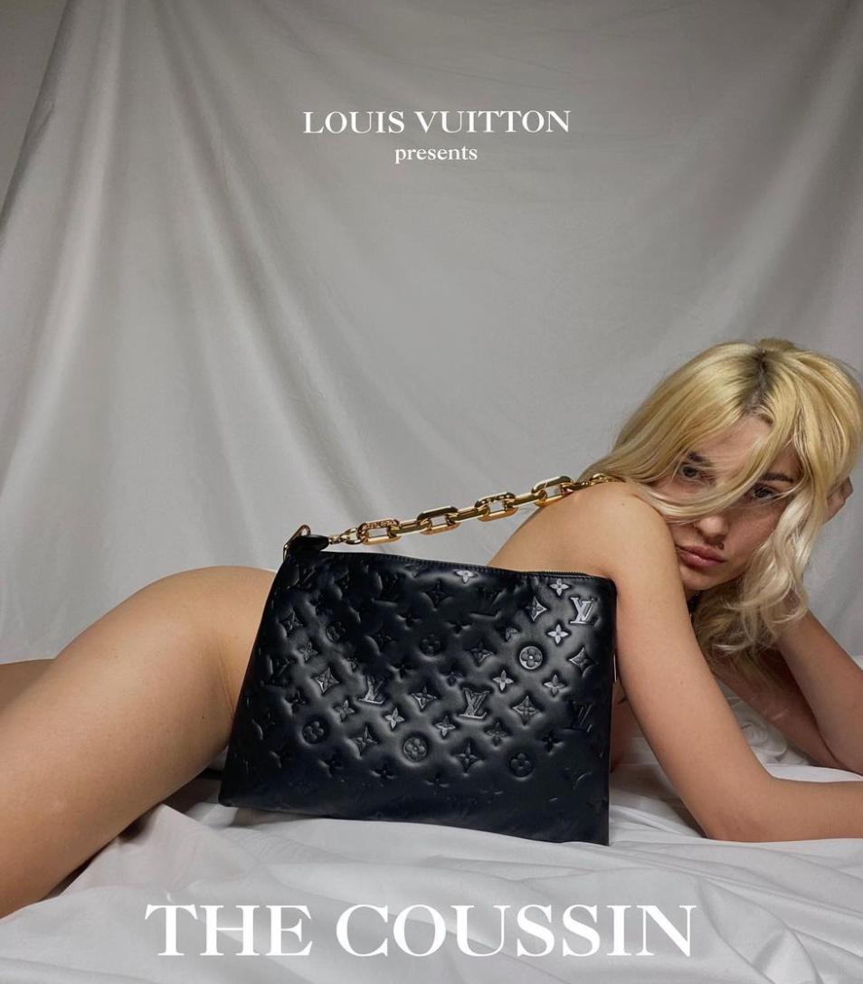 也太时髦了吧，怪不得女明星人手一只