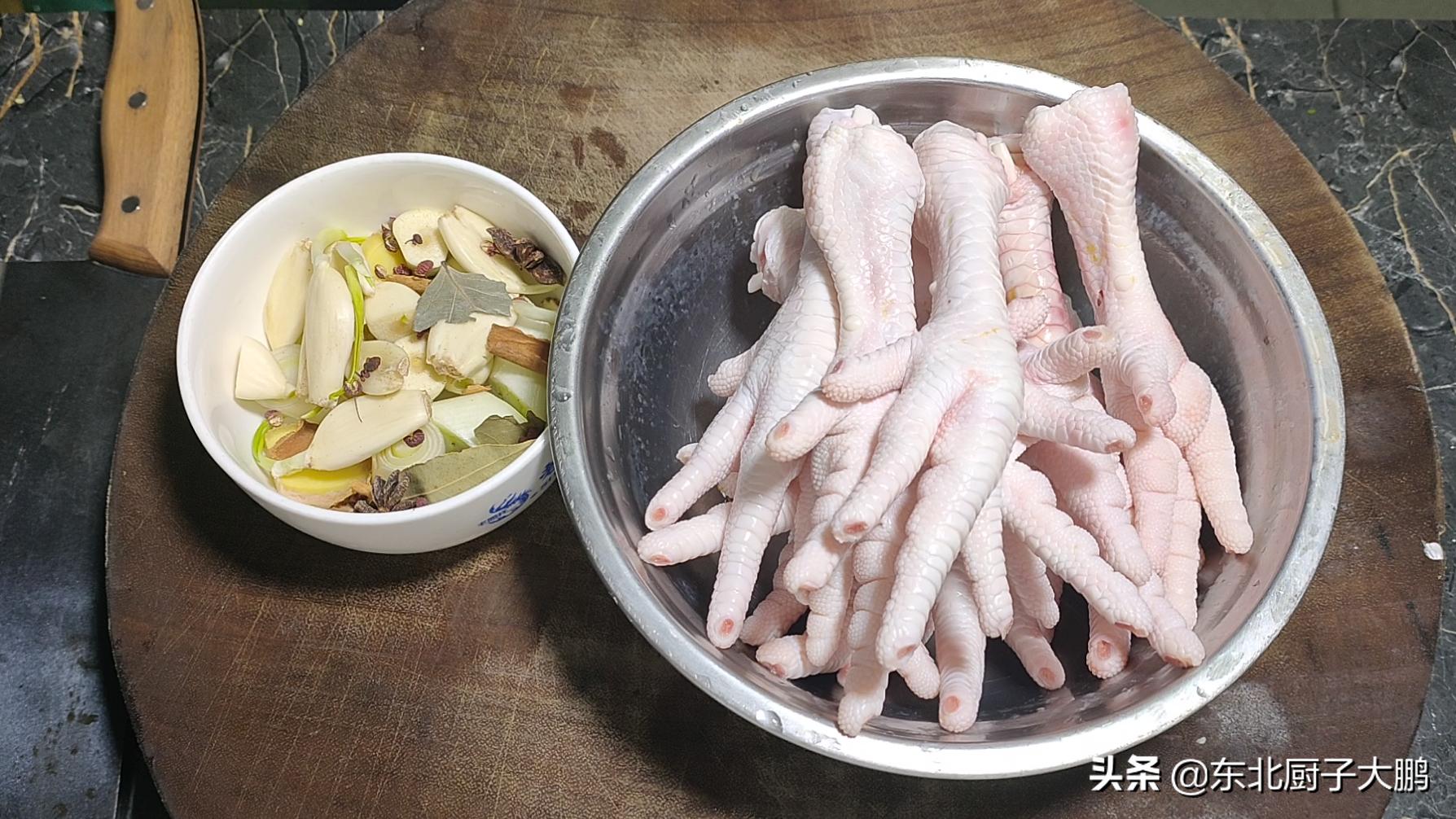家常焖鸡爪的配方,家常焖鸡爪的做法大全