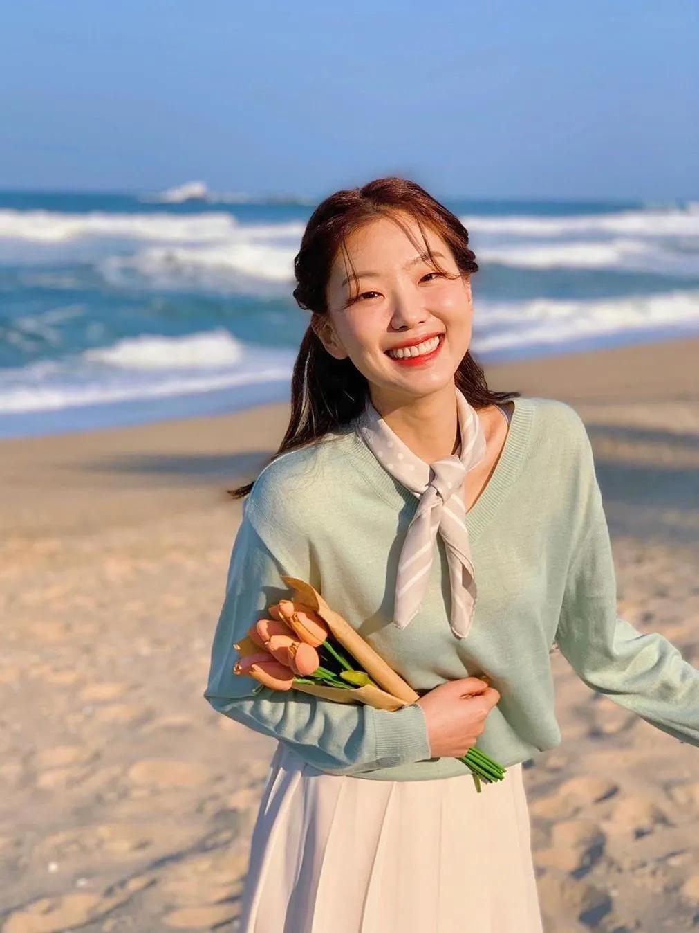 日韩ins风博主,ins上超火的穿搭博主