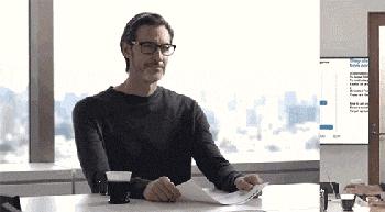 可以切换镜片的眼镜,功能超强大的一款眼镜