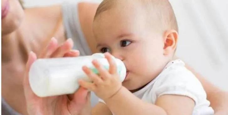 大头娃娃奶粉事件配料,大头娃娃奶粉事件奶粉里掺了什么