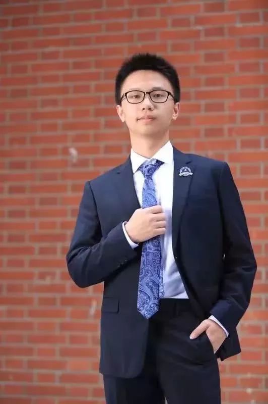 别笑！他的名字叫长弓莫及，和春秋战国是同窗多年同学