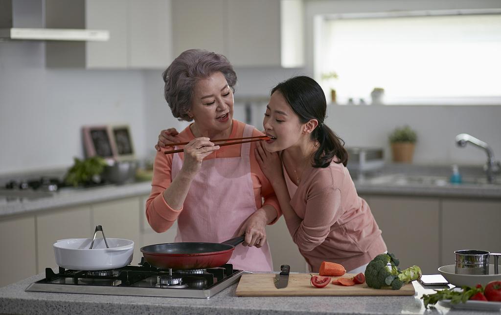 小天鹅冰箱两门180升一级能效,小天鹅节能双门小冰箱