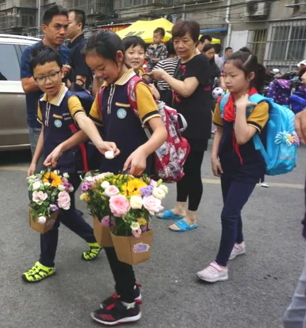 送老师最好看的教师节礼物有哪些,教师节一般给老师送什么礼物好呢