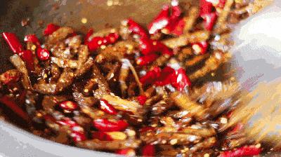 好吃到舔指头！咬上一口，肉汁儿四溢，满足到飘起来