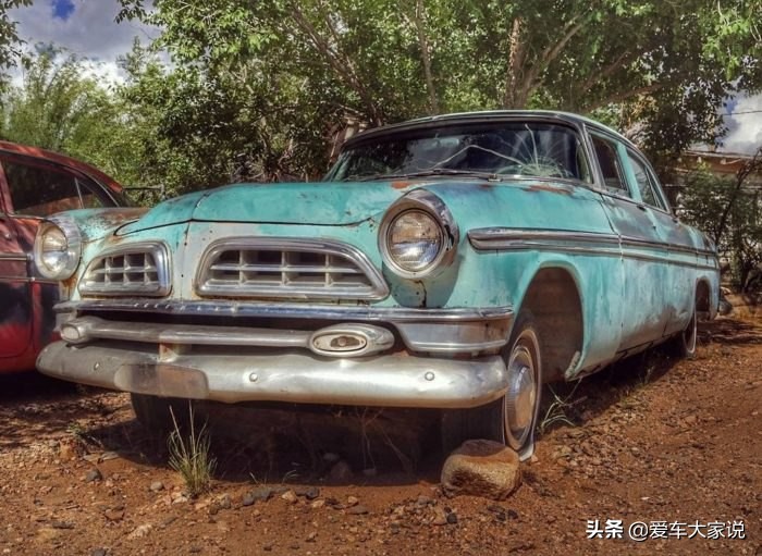 汽车放着不开多久发动一次,汽车长时间不开怠速启动多久合适