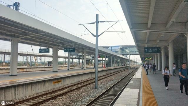 国庆股市放假2019调休安排,国庆假期2020放假增加两天吗