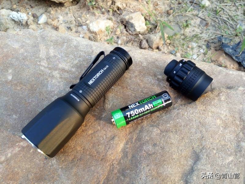 ta15手电,纳丽德ta10手电评测