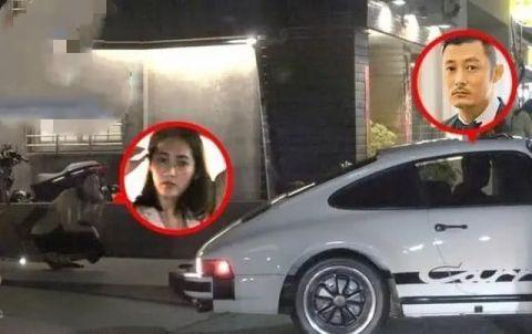 余文乐开古董豪车带妻子现身街头,余文乐晒与老婆合影