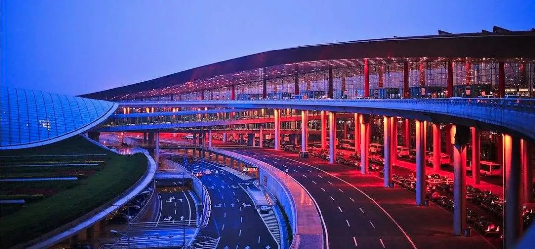 鎴愰兘澶╁簻鍥介檯鏈哄満寮哄娍鍚埅,鎴愰兘澶╁簻鍥介檯鏈哄満鎶曡繍鍦ㄥ嵆