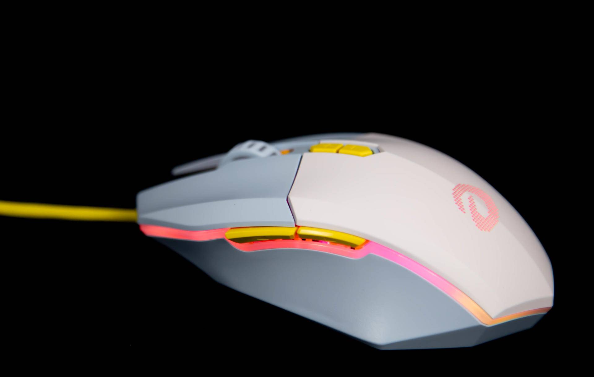 达尔优em910鼠标和雷蛇蝰蛇对比,达尔优牧马人电竞旗舰版鼠标