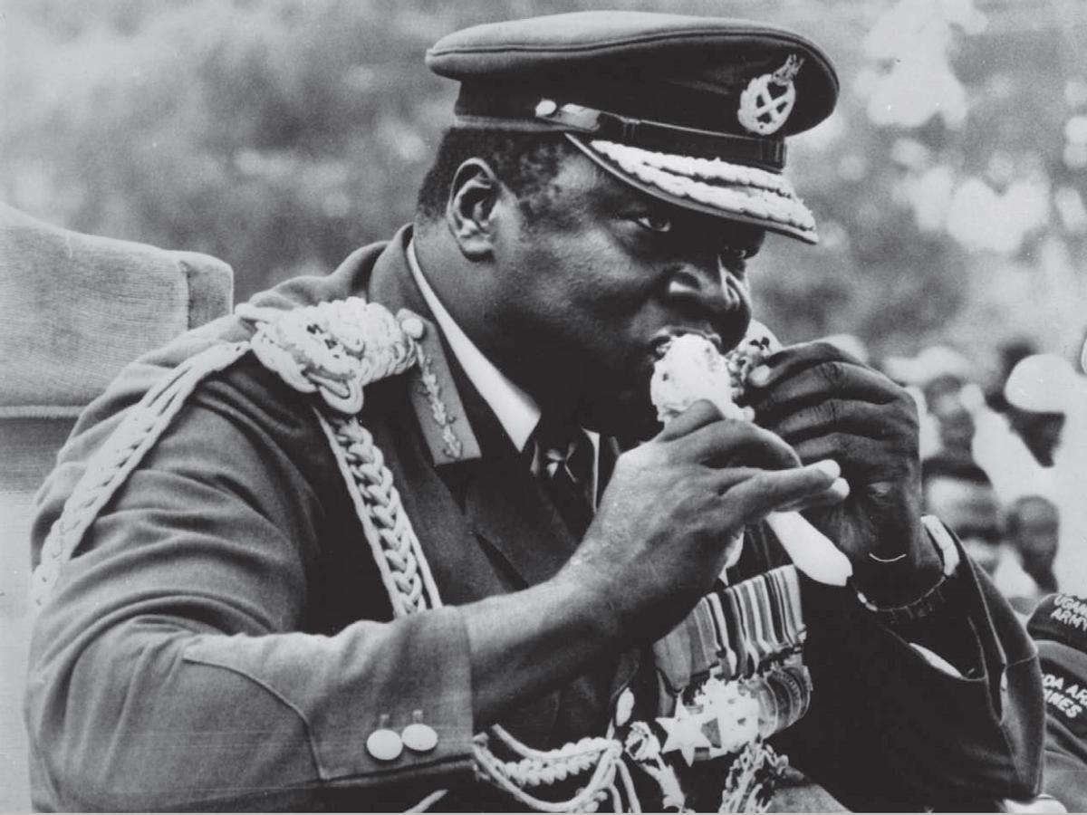 非洲食人总统：残害30万国民，肢解情人吃人肉，最终客死他乡