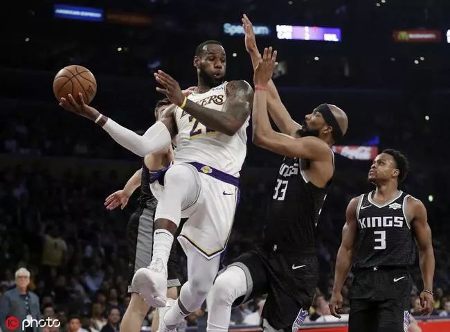 湖人vs奇才詹姆斯破40000分,奇才比尔湖人