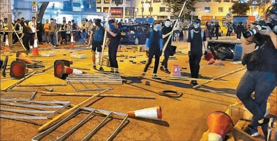 美国议院嚣张通过“支持香港*力暴**法案”？！这次，连CNN记者都看不过眼了…