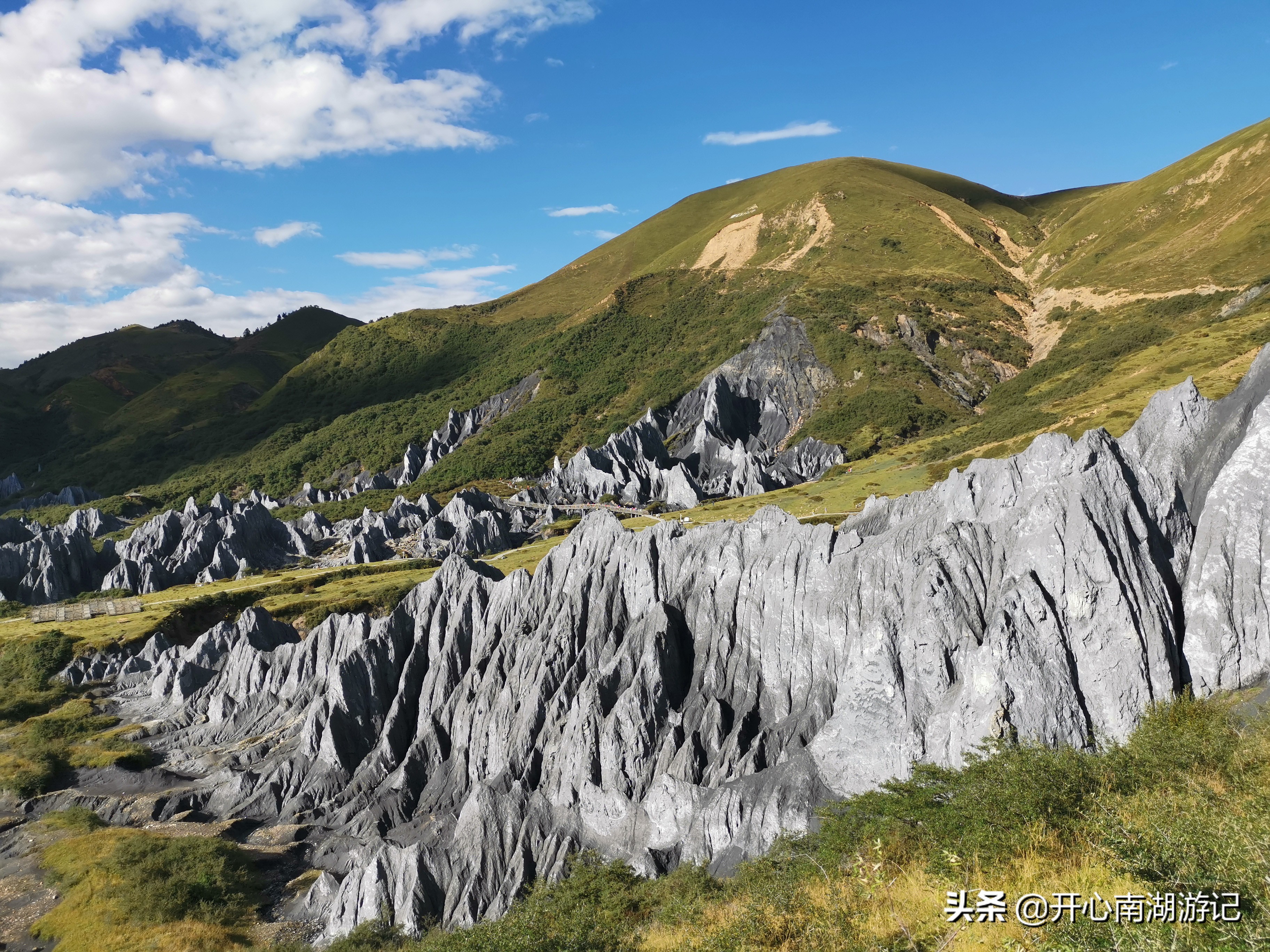成都去甘孜稻城亚丁景区,稻城亚丁墨石公园四姑娘山路线