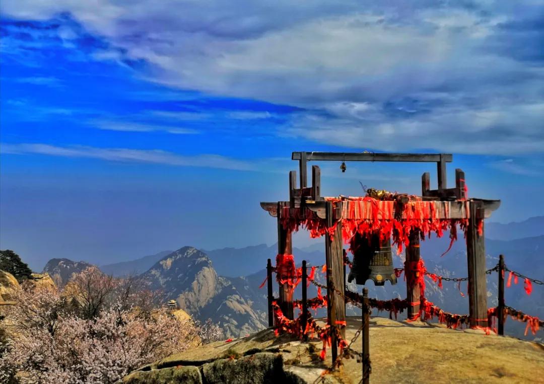 华山未解之谜长空栈道,华山黑龙潭和仰天池