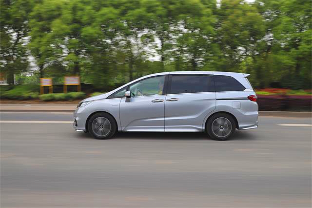 50万公里的奥德赛还值多少钱,6年的奥德赛