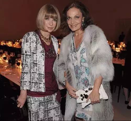 看时装周秀场vlog,时装周的深度解析