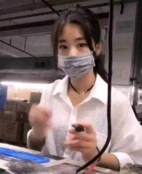 为什么有些女人戴口罩会变好看,为什么好多女的上街戴口罩