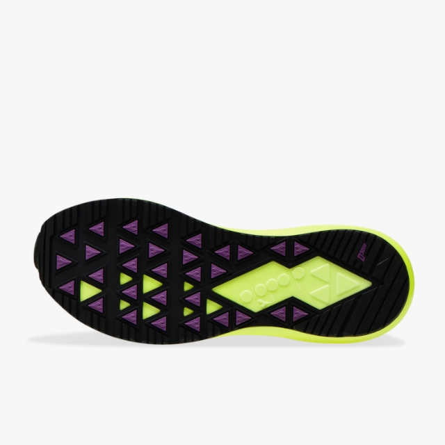 迪亚多纳厚底跑鞋,迪亚多纳男跑鞋