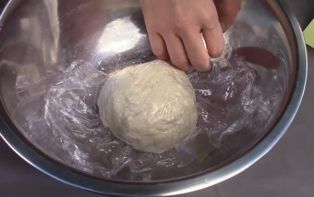 怎样炸外皮酥脆的油条绝密配方,如何快速炸油条又脆又蓬松