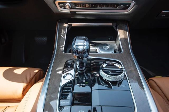 19款宝马x5m运动版中东版怎么样,18款中东版宝马x5参数配置图表