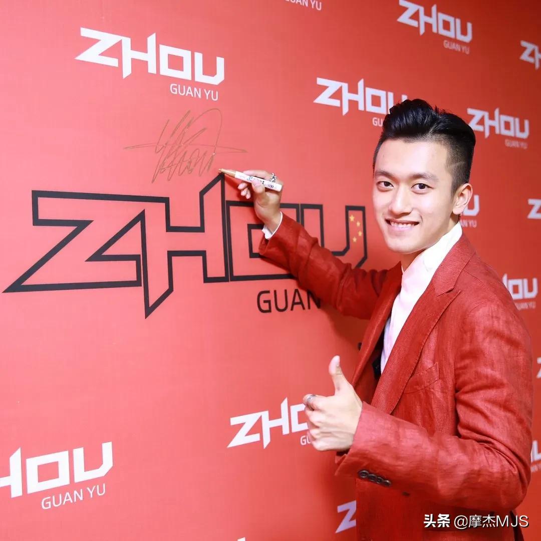 周冠宇如何练成中国f1第一人,f1周冠宇华人的骄傲