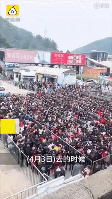 扎堆出游的旅游现象,大量游客涌入景区造成的不利影响