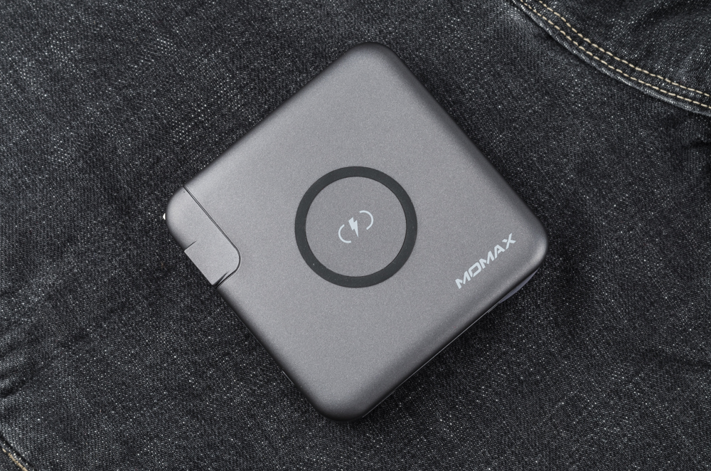 摩米士磁吸充电宝无线充电测评,摩米士充电宝测评安卓