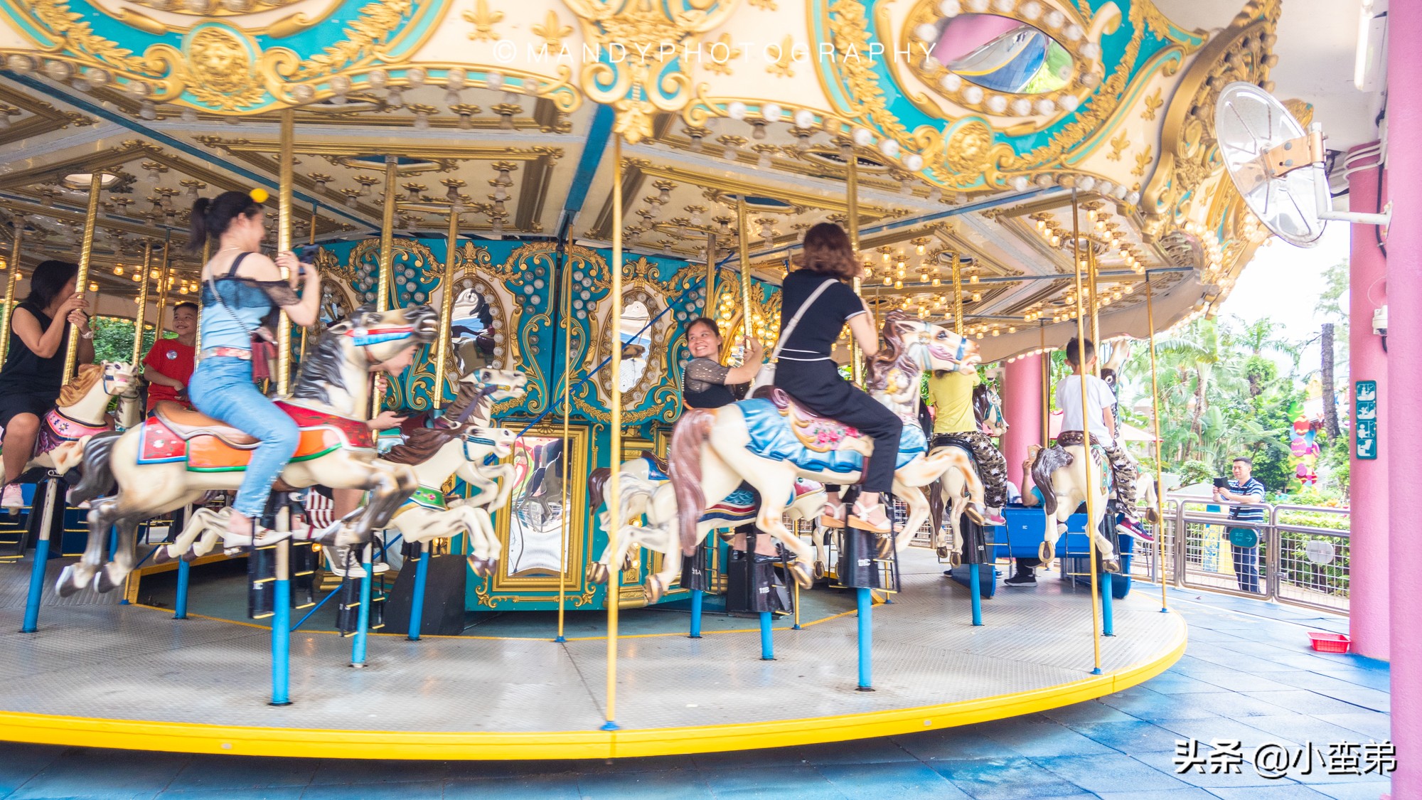 香港巡礼|是谁！敢拿水枪给20岁的海贼王庆生？