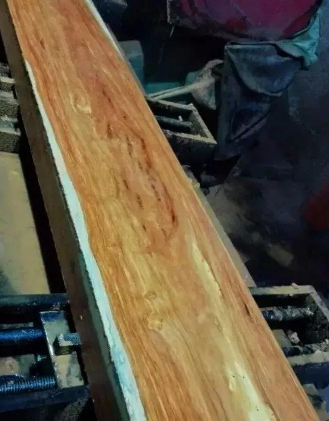 名贵红木家具价格表,哪种木材的红木家具最贵